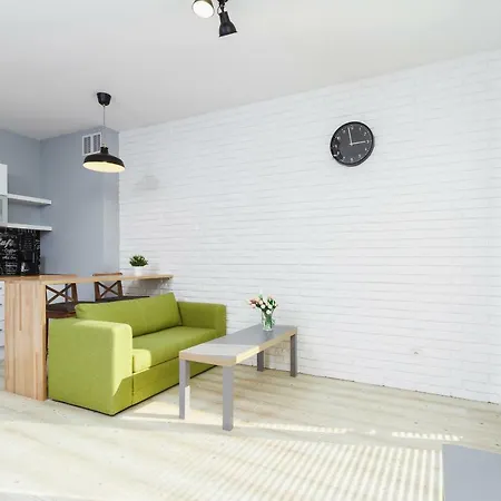 Apartment Harmonica Trynitarska By Renters *