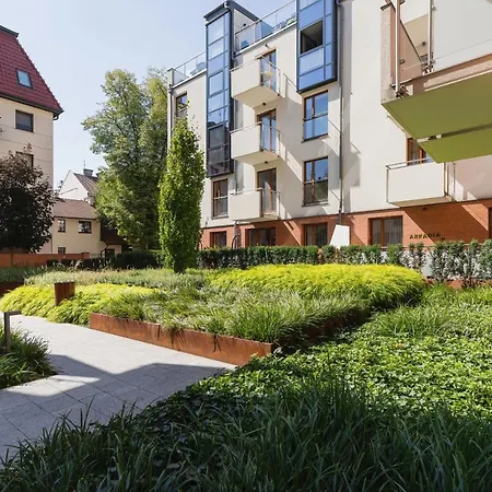 Harmonica Trynitarska By Renters *